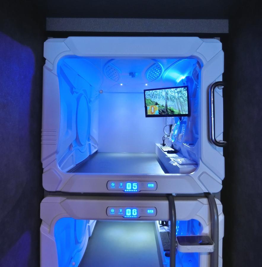 Capsule Hotel Manyudo เกียวโต ภายนอก รูปภาพ